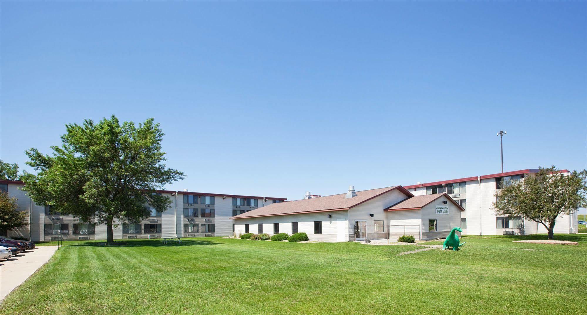 Med City Inn & Suites Rochester Mayo Clinic Area Exterior foto
