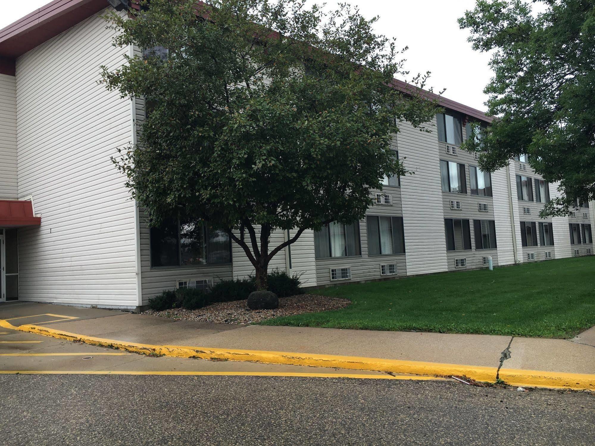 Med City Inn & Suites Rochester Mayo Clinic Area Exterior foto